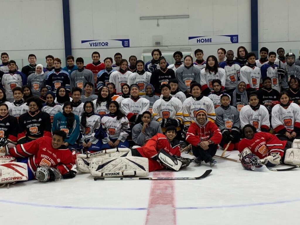 ‘Unknown barriers’: Founder of Hockey 4 Youth making hockey accessible for newcomers to Canada