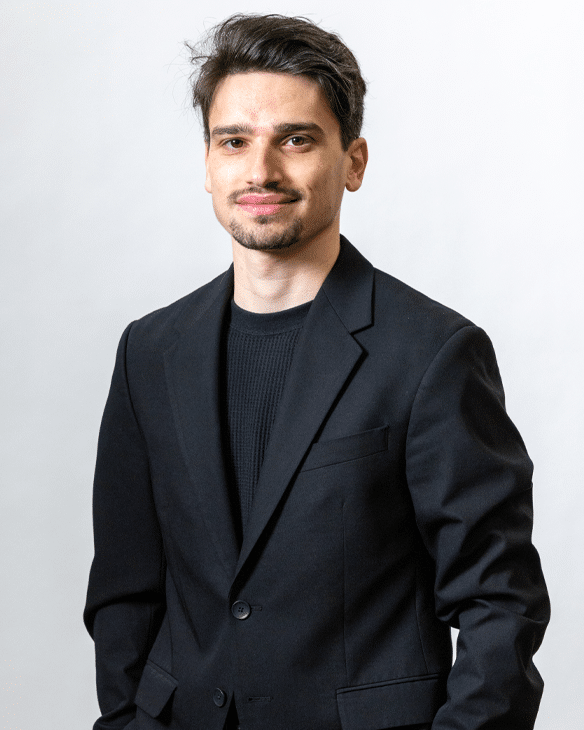 Sebastian Fazio | Ext. 233