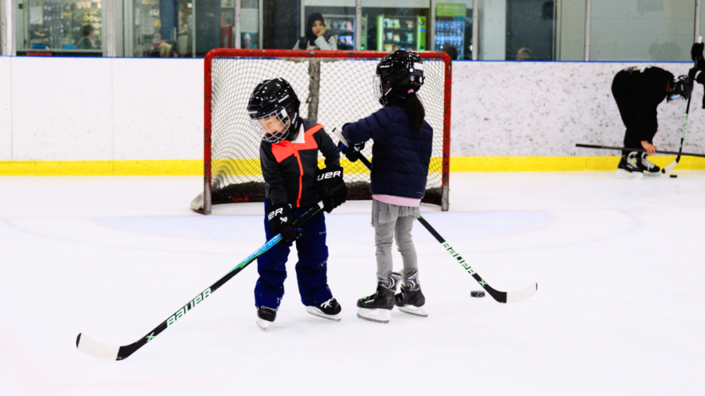 Hockey Starts Here: MHL Pilot Initiative with Hockey Canada Welcomes New Families to the Game
